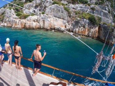 Dodezenische Inseln ab Kos: Entspannungs-Yachtkabinencharter