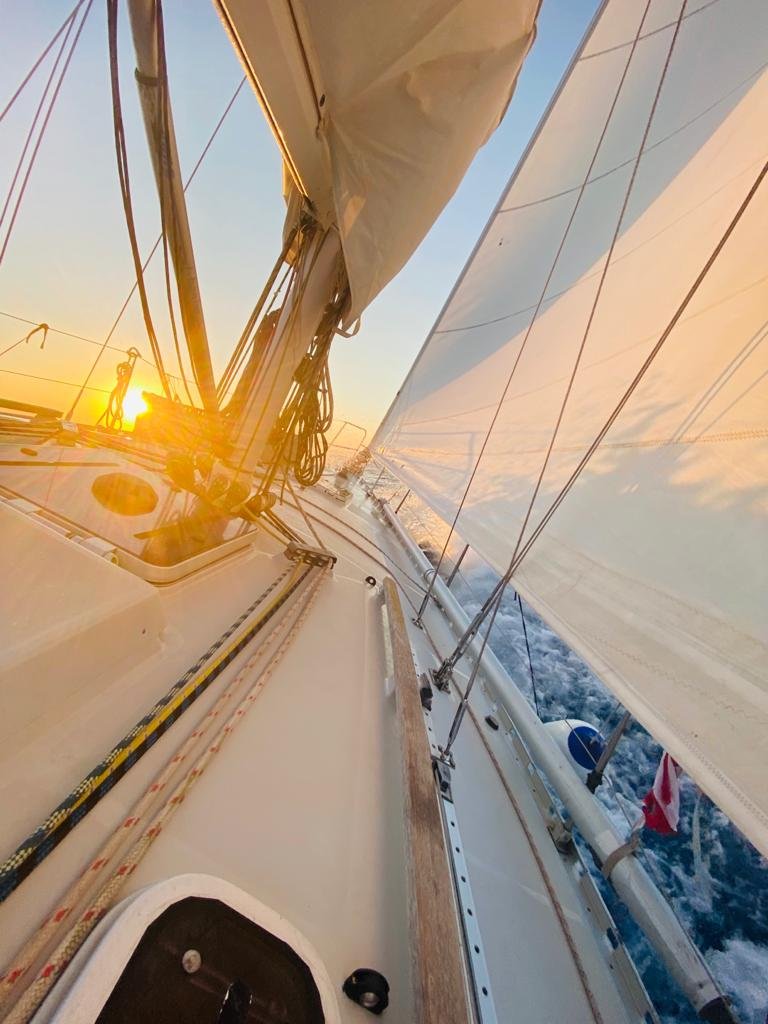 Una settimana di viaggio in barca di andata per Arcipelago della Maddalena e Corsica