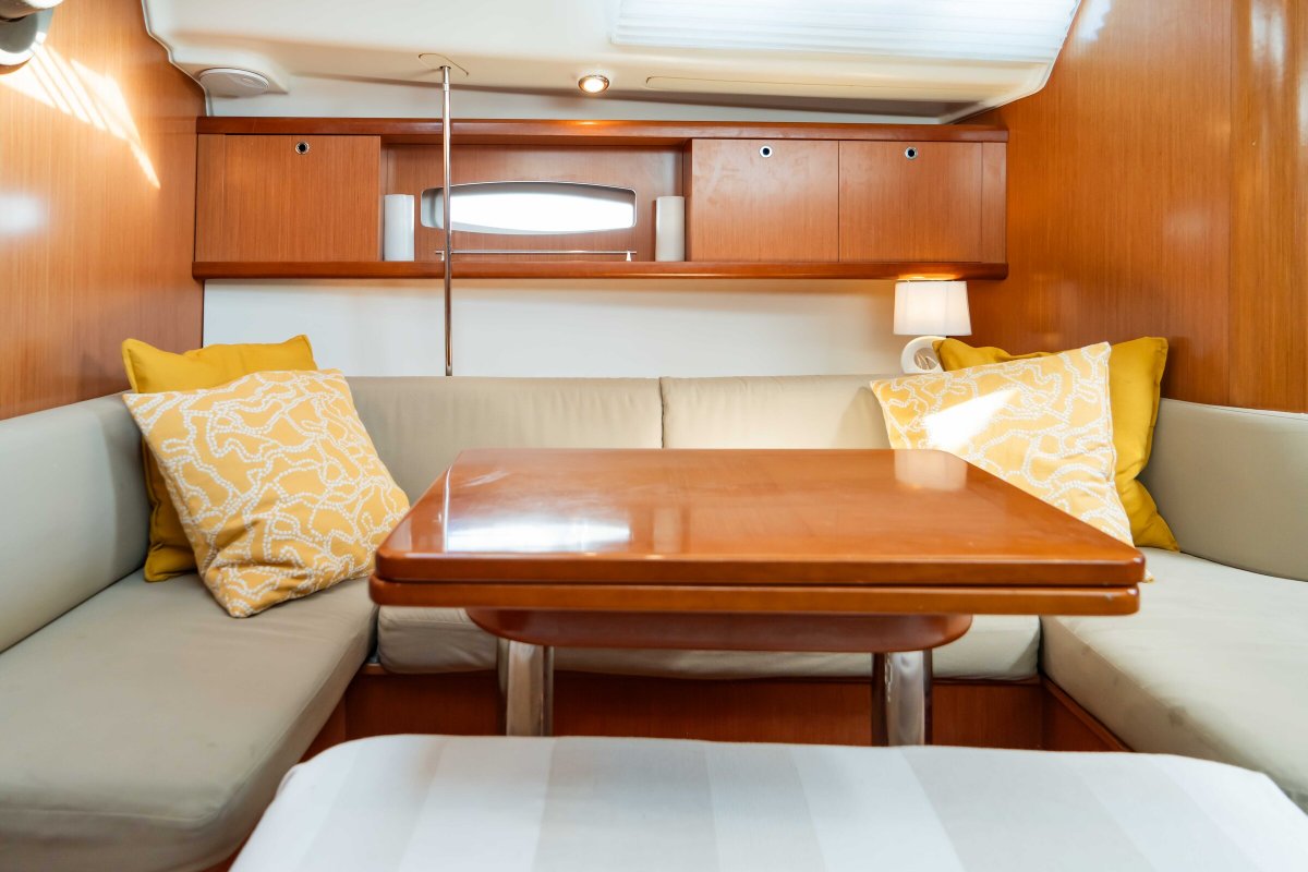 Bénéteau - 12 meters