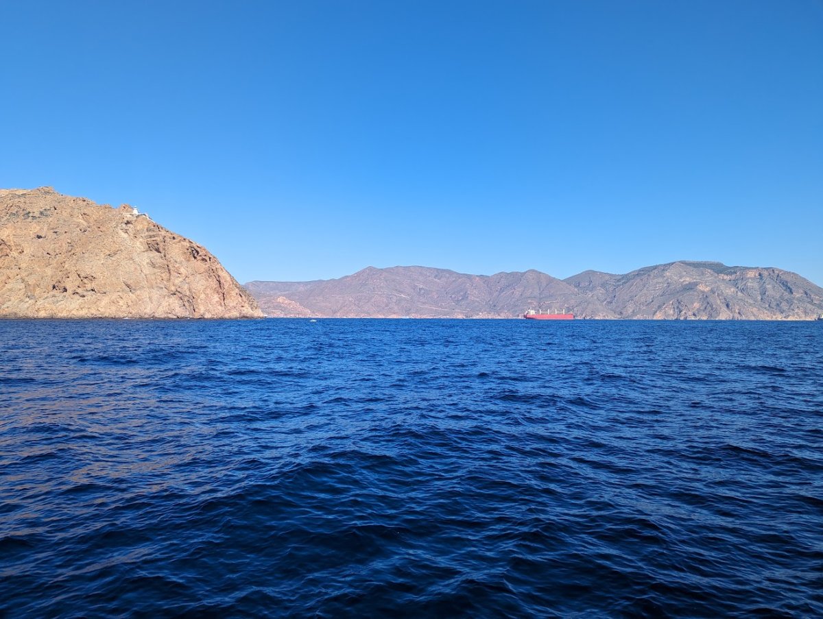 Boat trip from Alicante, sail to Azohia