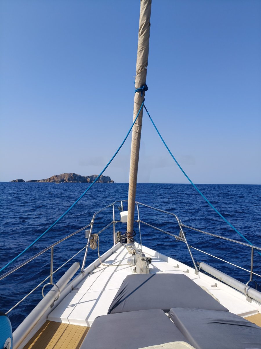 Sailboat - Amel - 1990