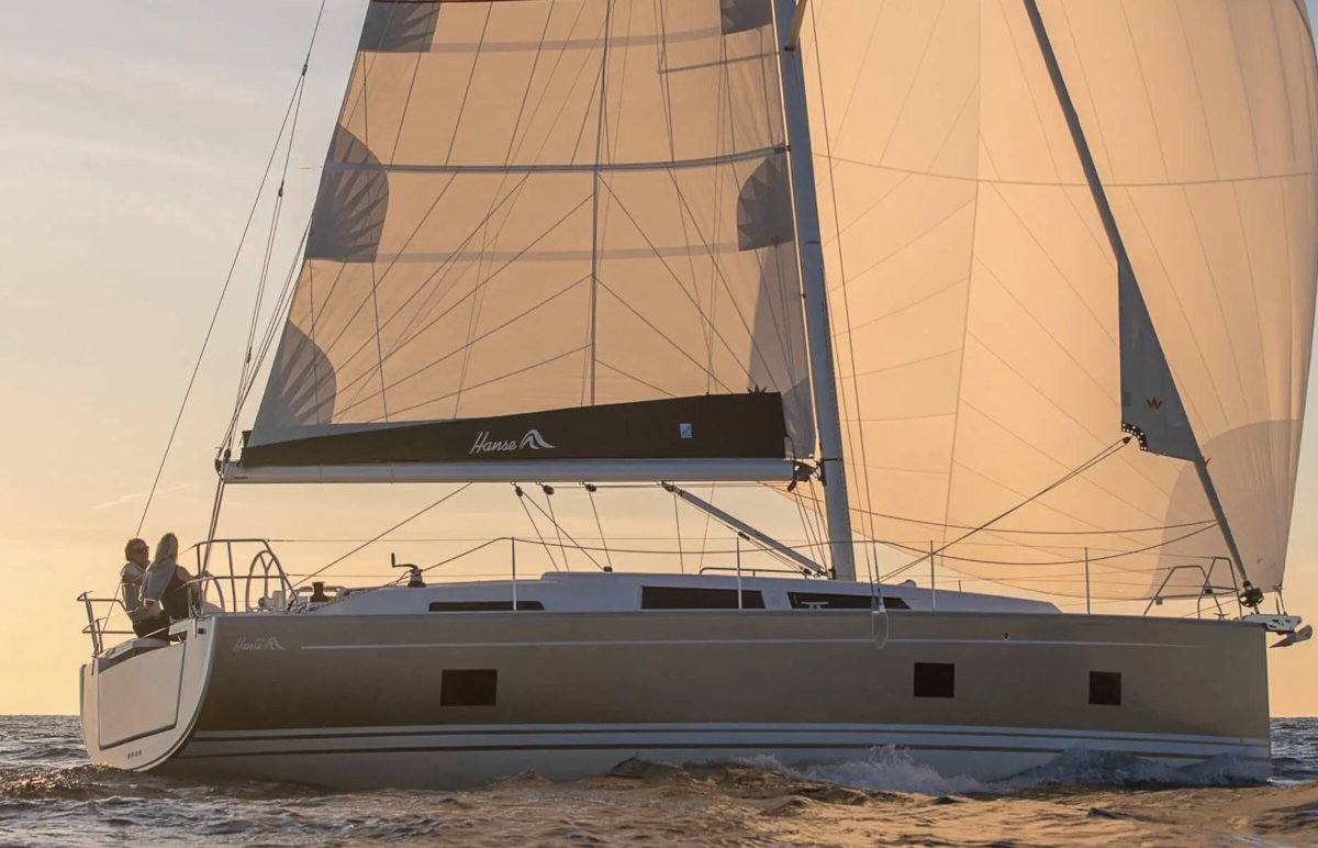 Hanse - 12 {{i18n.meters}}