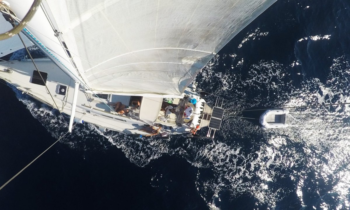 Genießen Sie einen Bootsurlaub auf den Inseln Maddalena, Lavezzi und Korsika