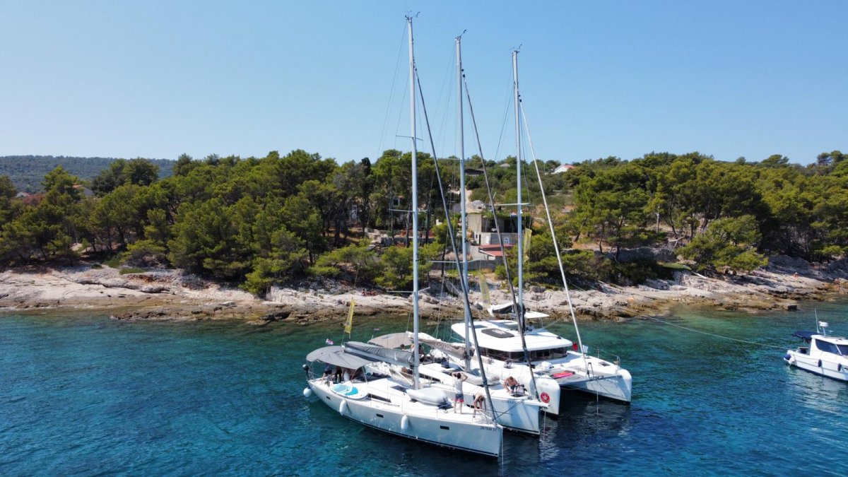 Yacht-Abenteuer an der Küste von Mallorca