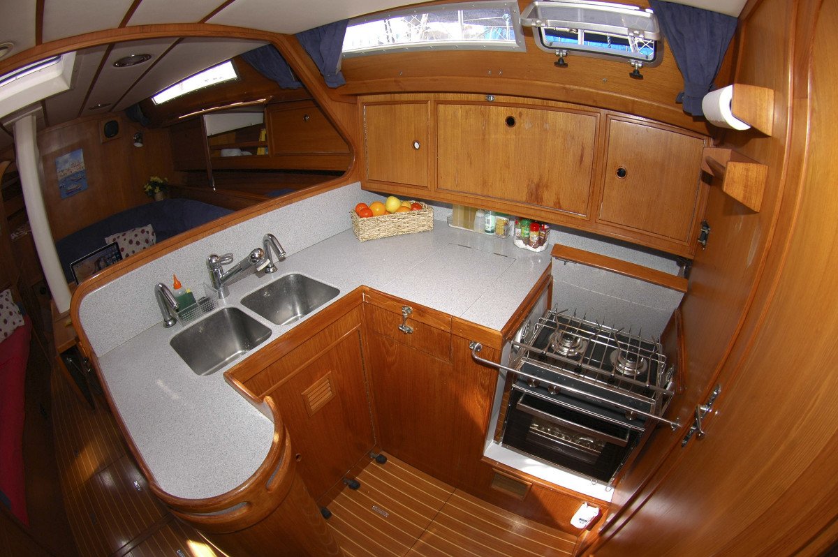 Sailboat - Wauquiez - 1993