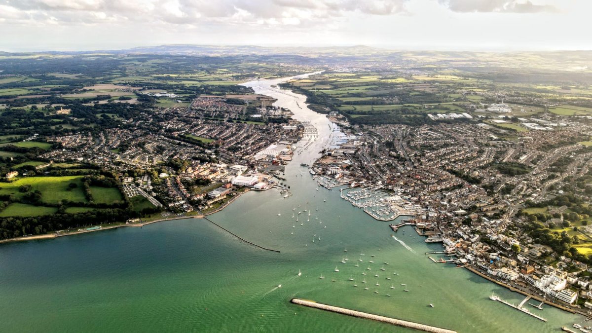 Blick auf Cowes vom Meer