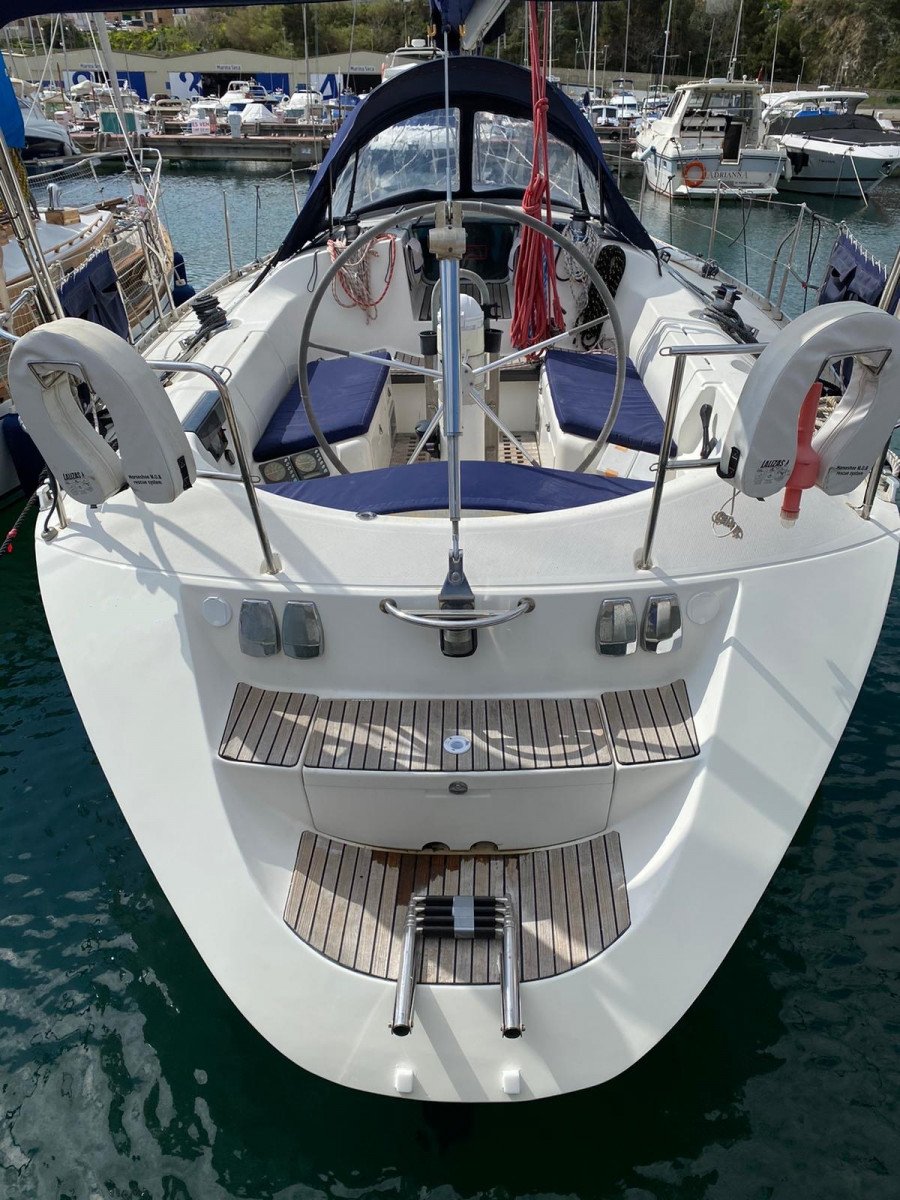 6d3b870b-9bba-454b-8bf5-fcd58489c373