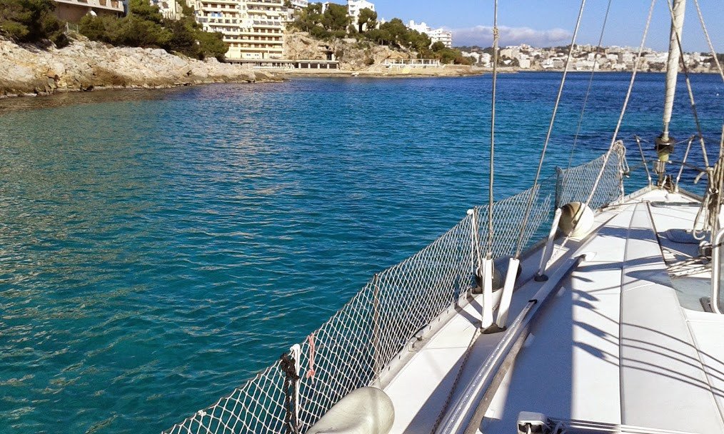 Esplora l'isola di Cabrera a bordo di una barca