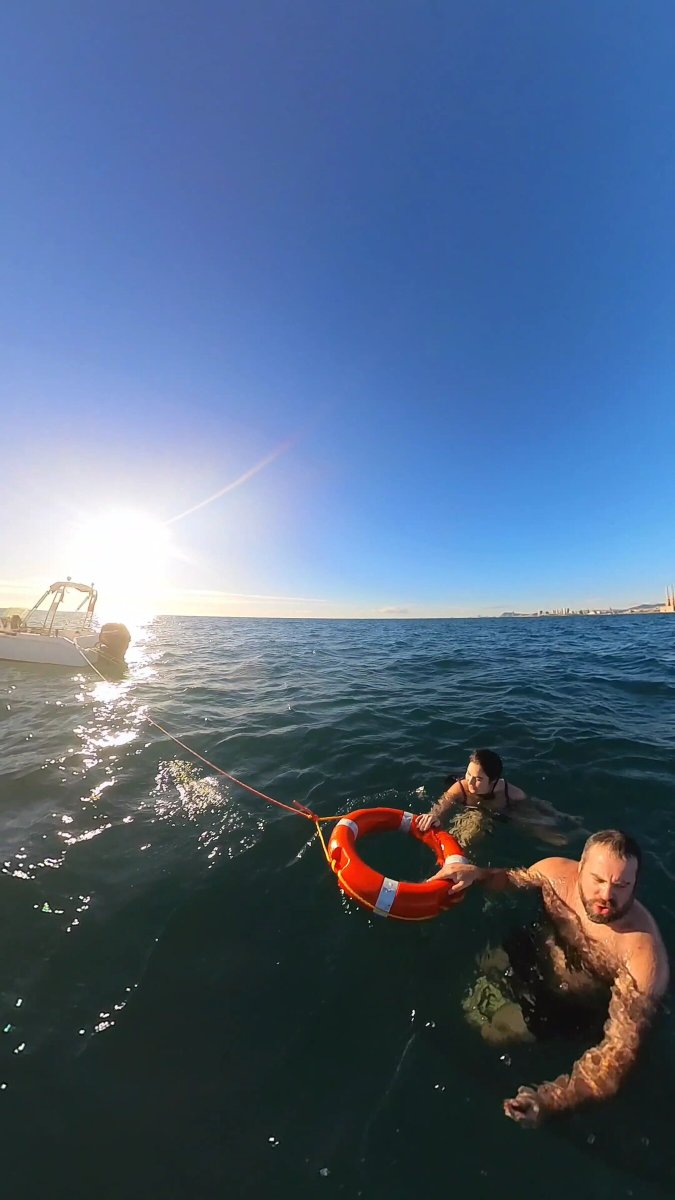 Viaggio in barca da Badalona per un'avventura marina.