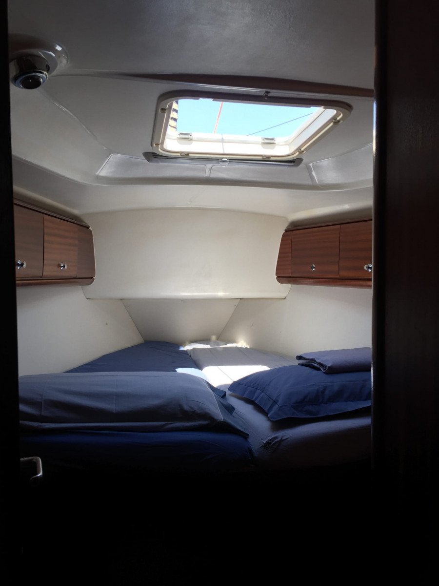 Bavaria Yachts - 2002