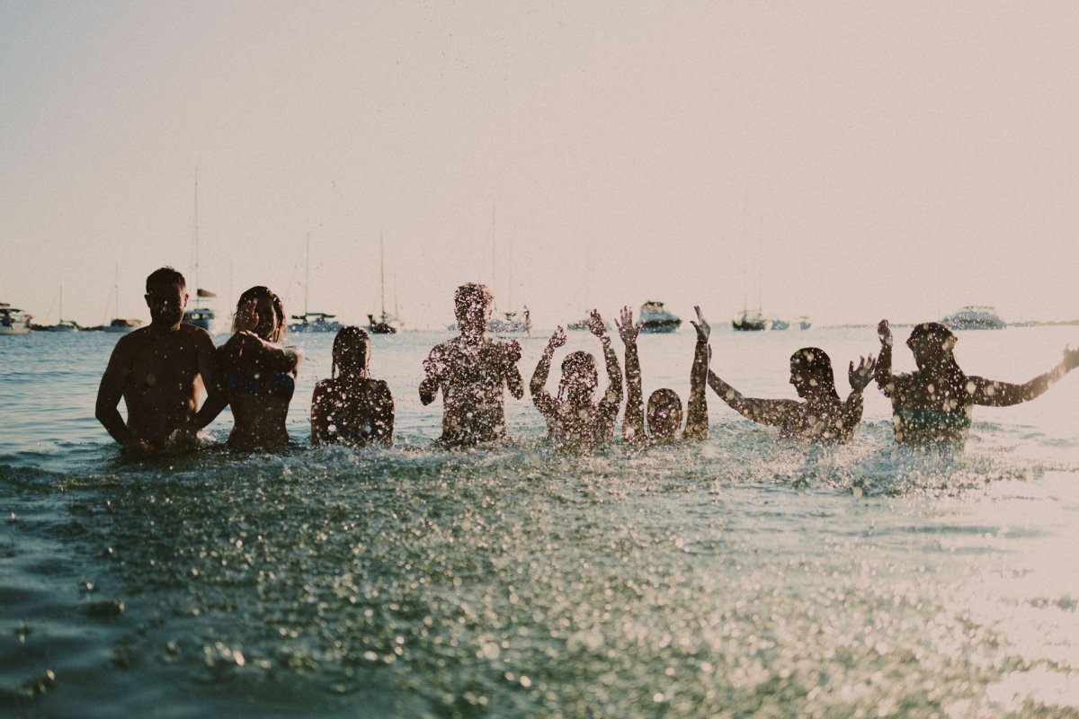 Eine Segelabenteuer entlang der Küste von Menorca