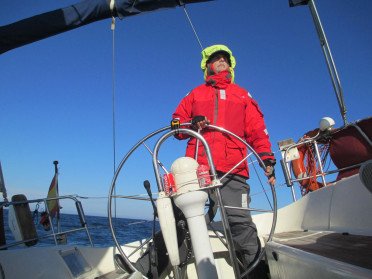 Personalized intensive sailing course (2 pax max) one day in Barcelona