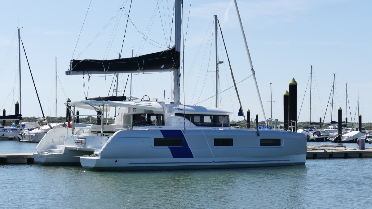 Catamarán - Lagoon - 4 cabinas