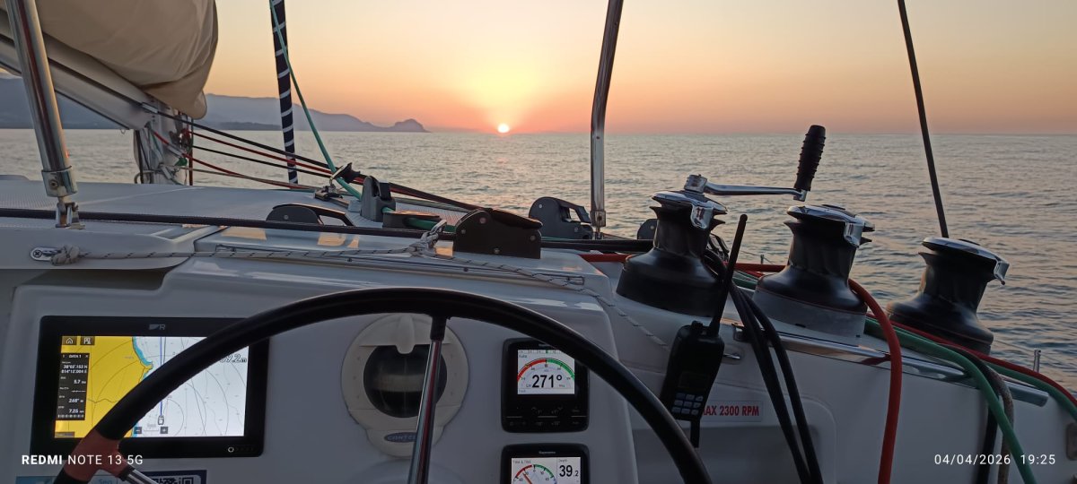 Viaggio in barca di 3 giorni da Cadice a Ceuta o Portogallo nell'Andalusia meridionale