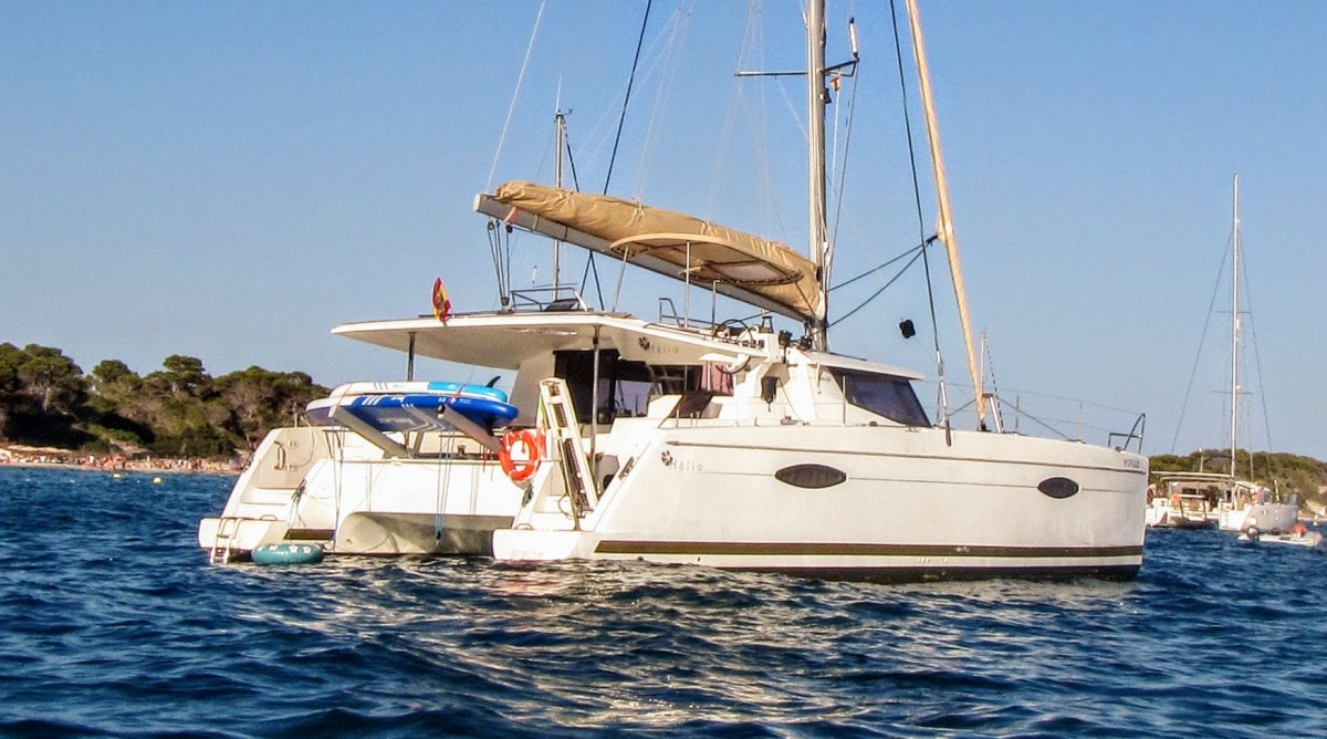 Catamarano - Fountaine - 13.5 metri