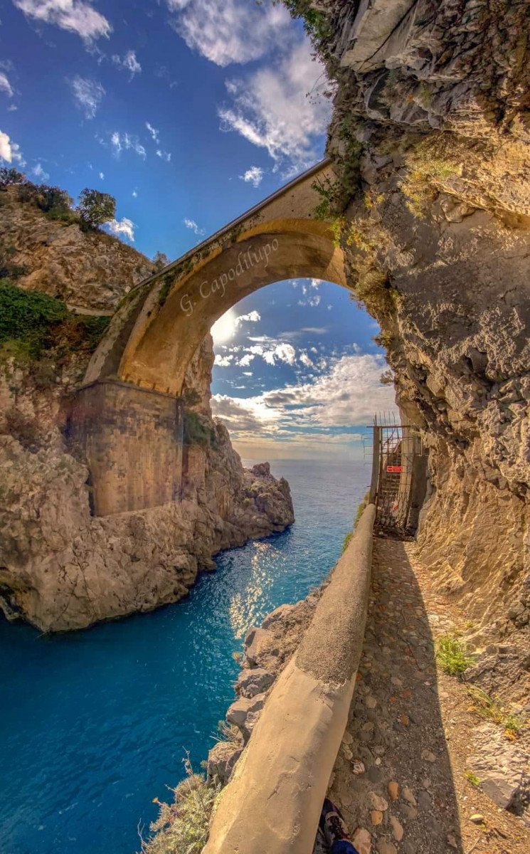 Escursione giornaliera a Capri in barca 