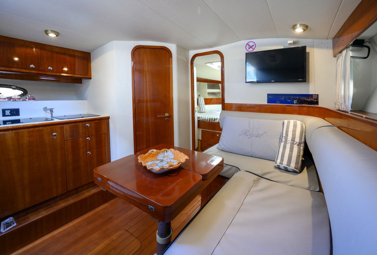 Barco a motor - Italia Yachts - 2001