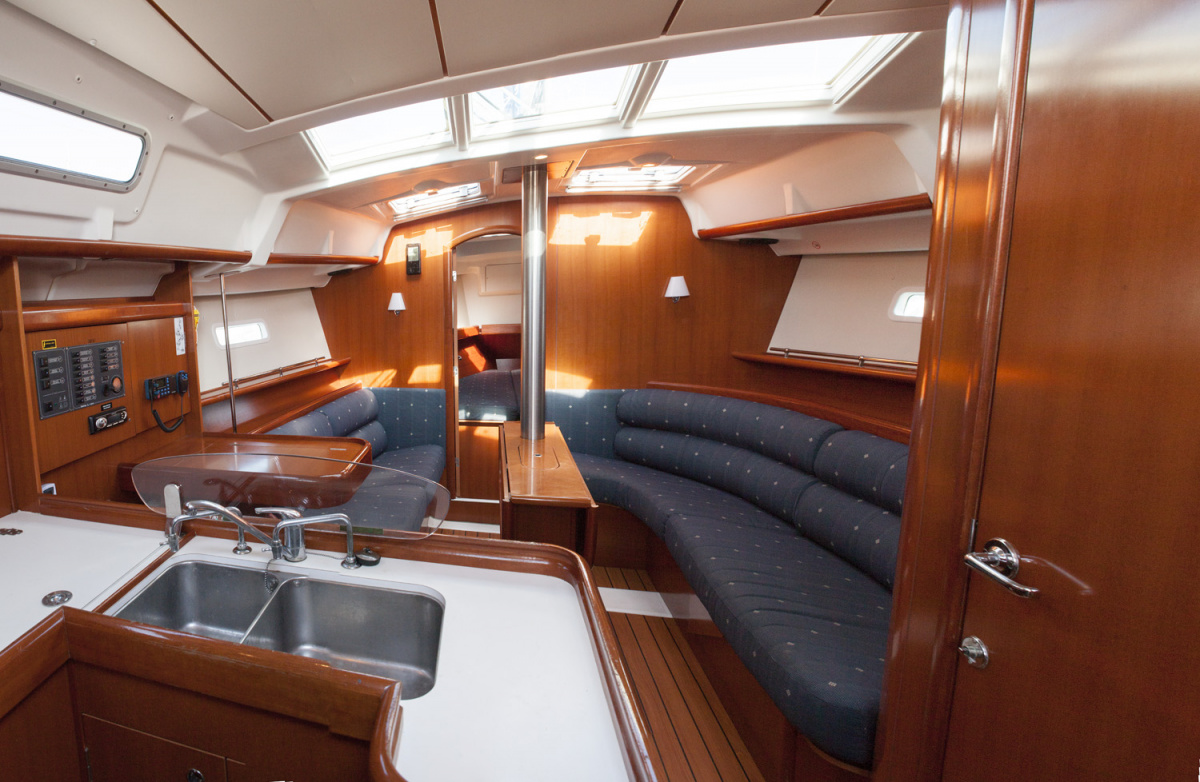 Sailboat - Bénéteau - First 40.7