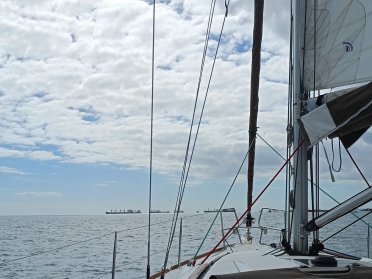 Aperitif am Meer in Garraf