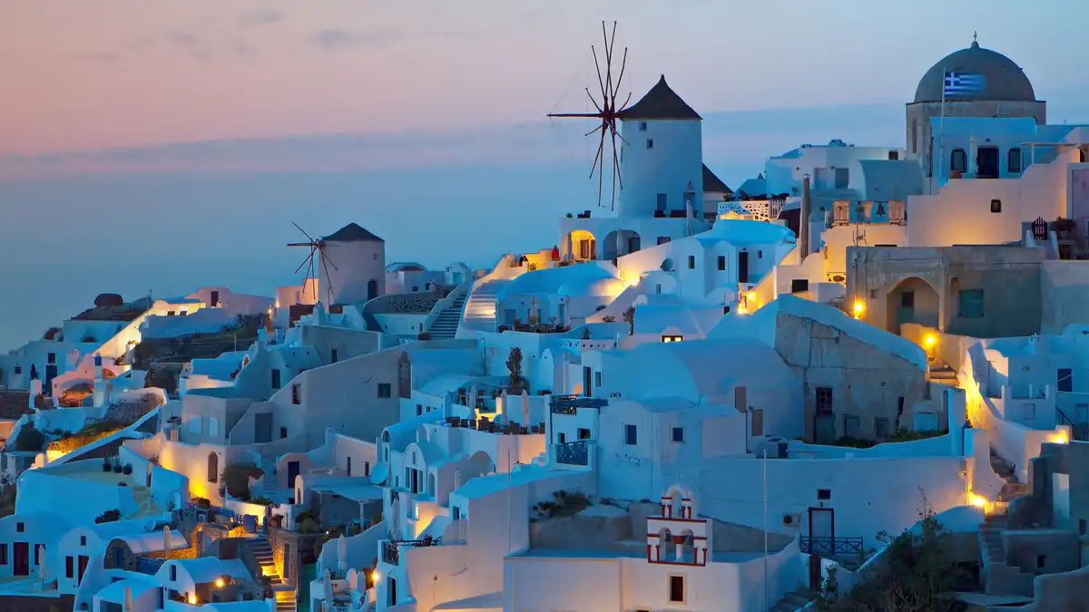 Unique experiences in the Cycladic islands