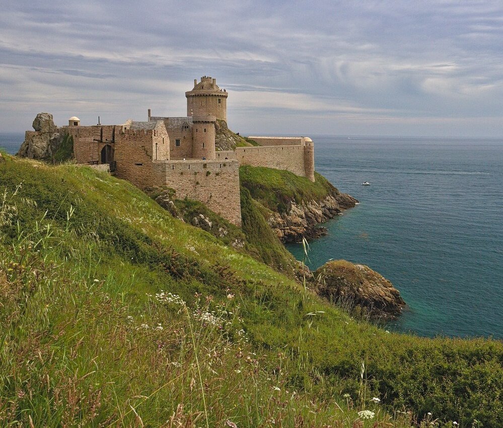 Viaggio in barca attraverso l'Atlantico da Saint-Malo