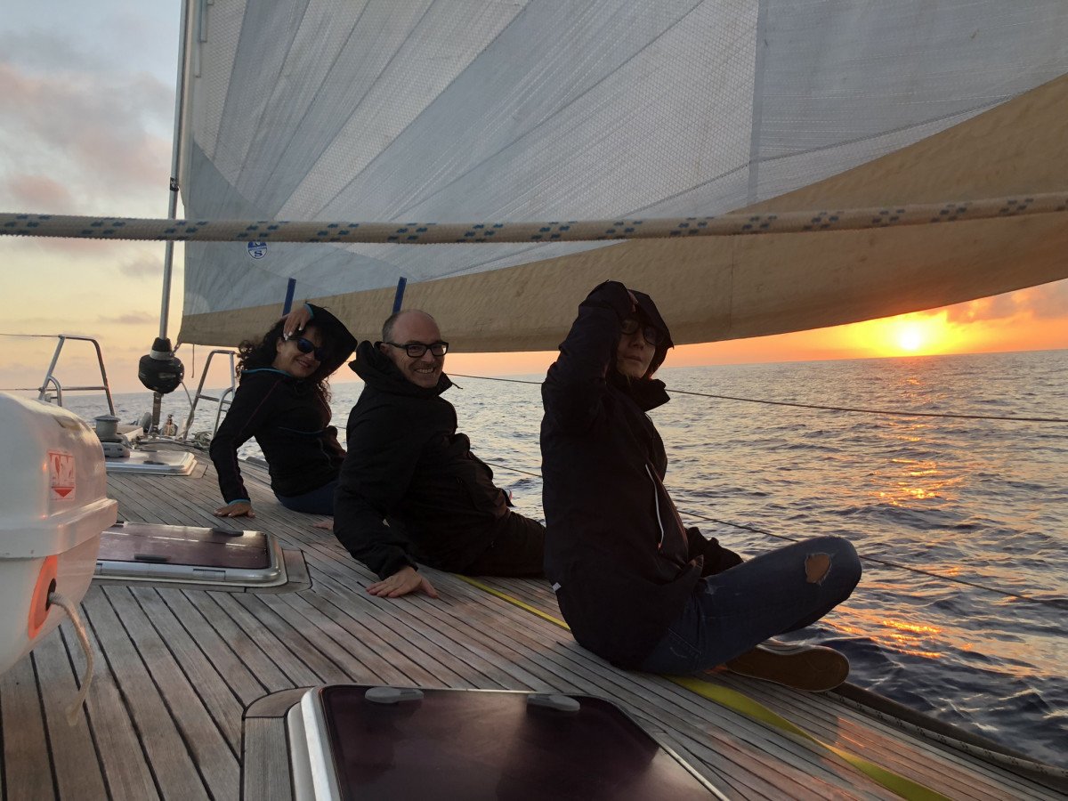 Segelerfahrung auf einem Großsegler durch das spanische Mittelmeer