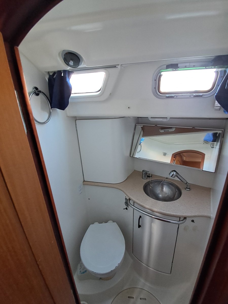 Explore the Atlantic Ocean on a Sailboat from Las Palmas de Gran Canaria to Cabo Verde