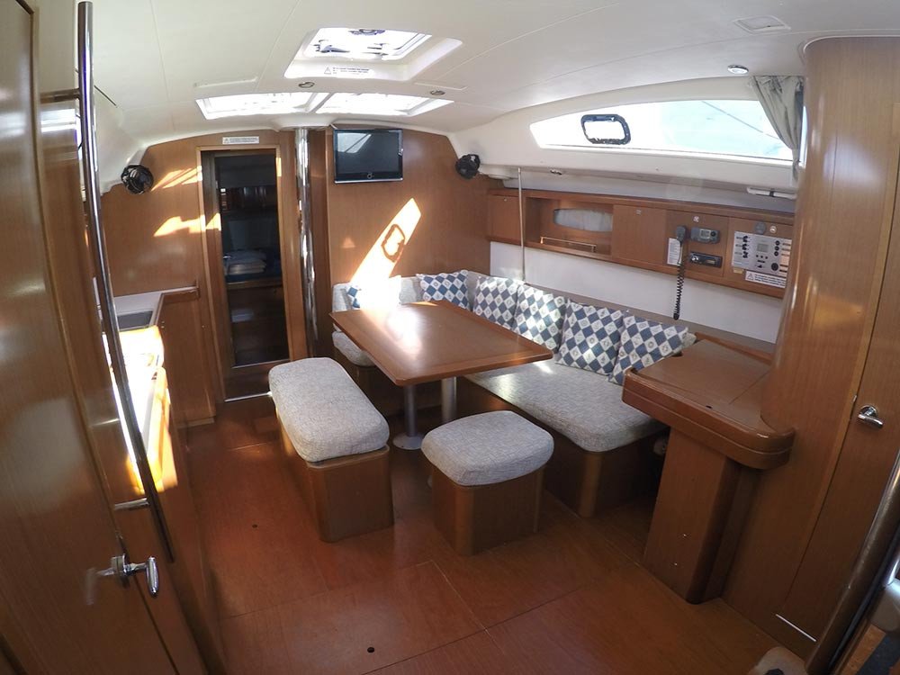 Bénéteau - 13.1 metros