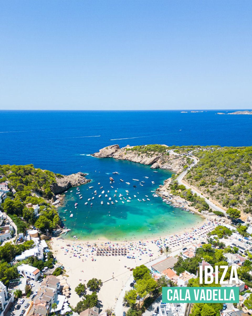 Segel und erkunden Sie Ibiza