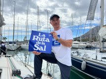 Learn to sail with experienced professionals