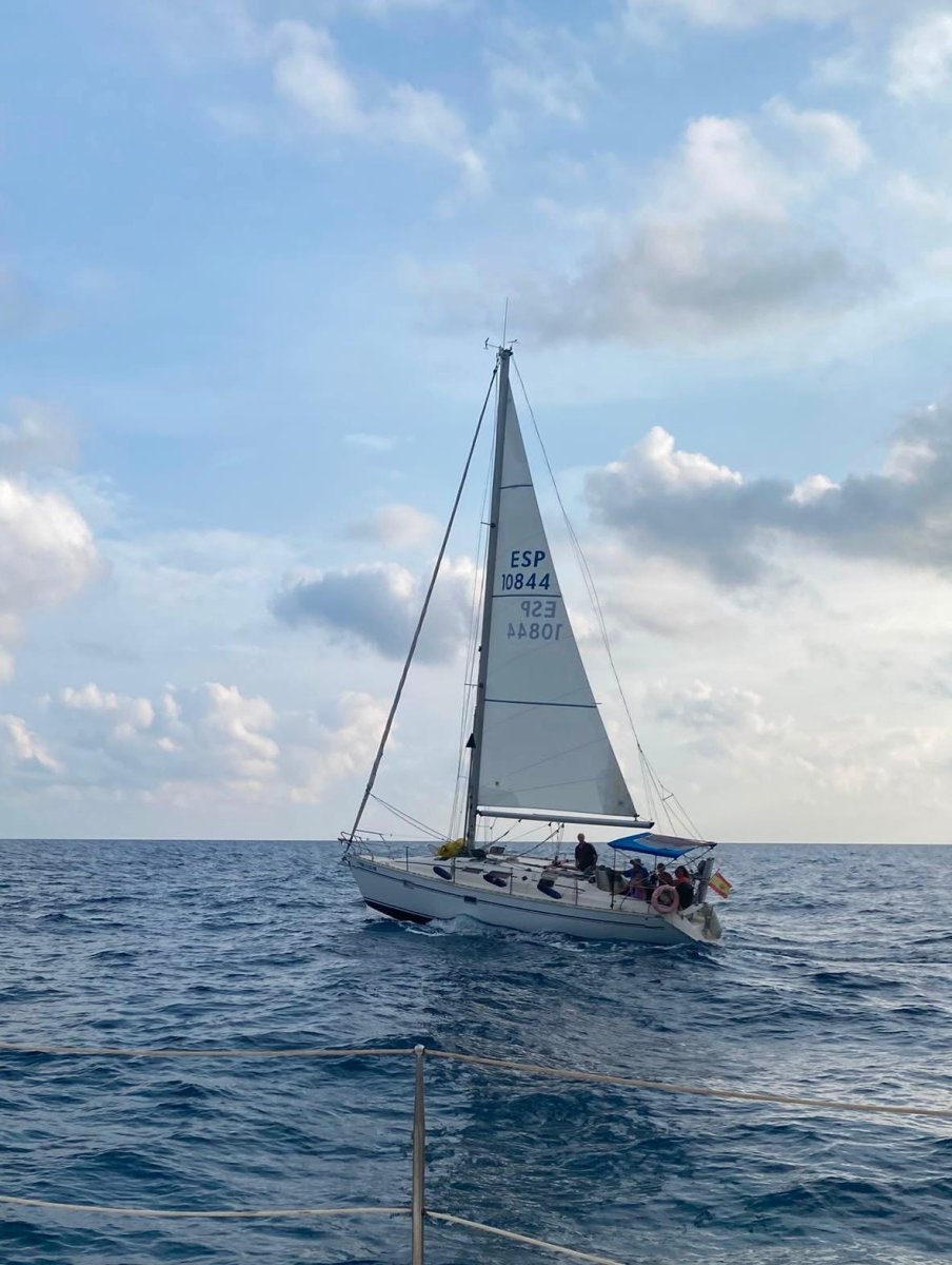 Wochenendausflug mit Katamaran entlang der katalanischen Küste von Vilanova