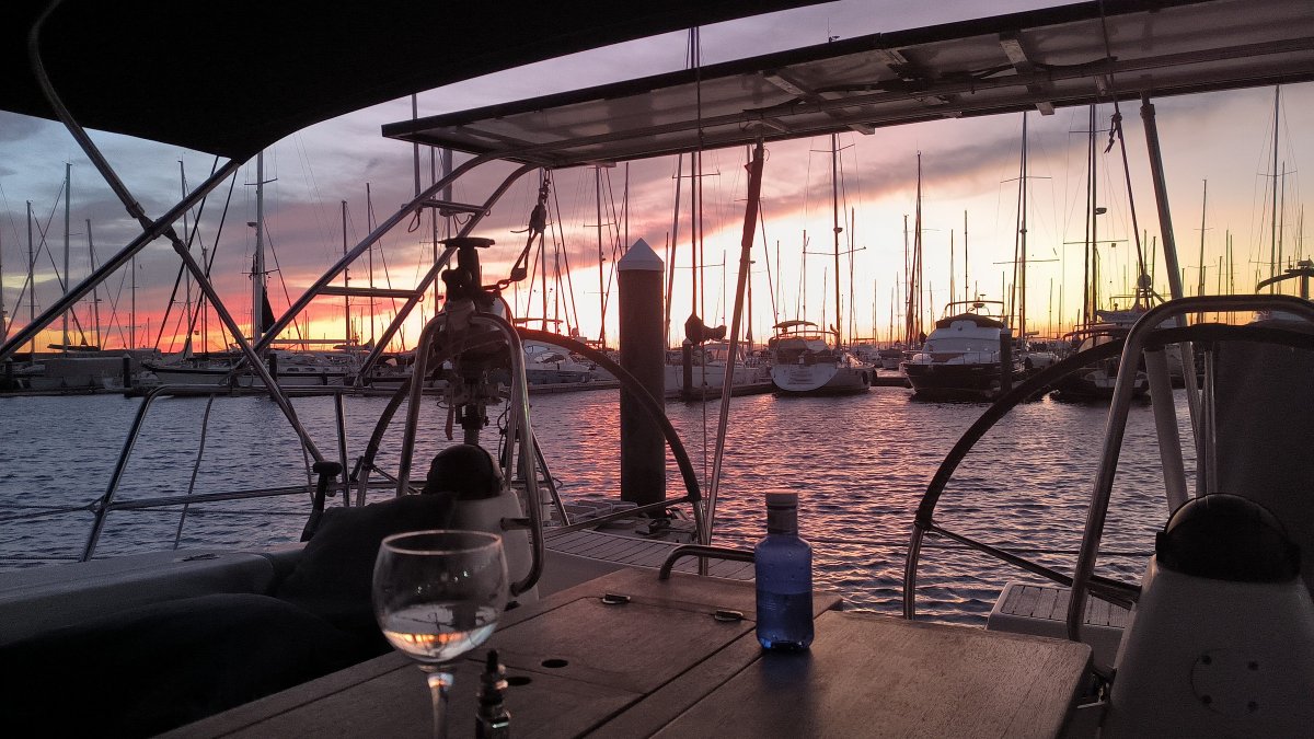 Sailing Lessons in Valencia, Ibiza, Formentera: Day or Journey Trips