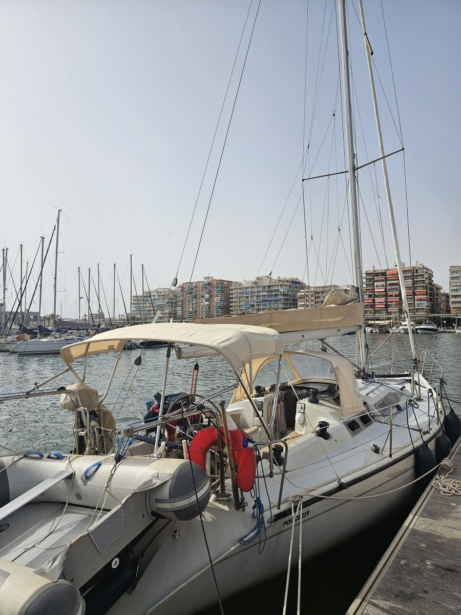 A boat trip that will offer you an unforgettable experience in Santa Pola.