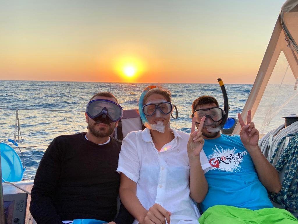 Viaje en barco de ida por el archipiélago de Maddalena y Córcega