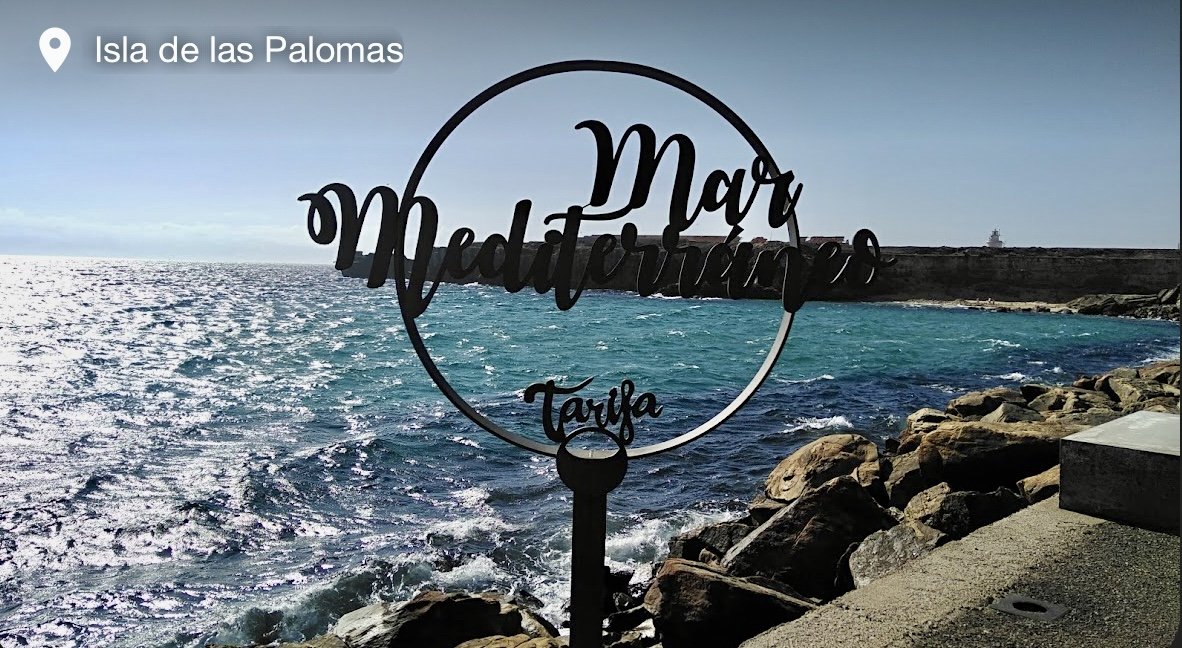 Erkunden Sie die blauen Gewässer des Atlantiks.