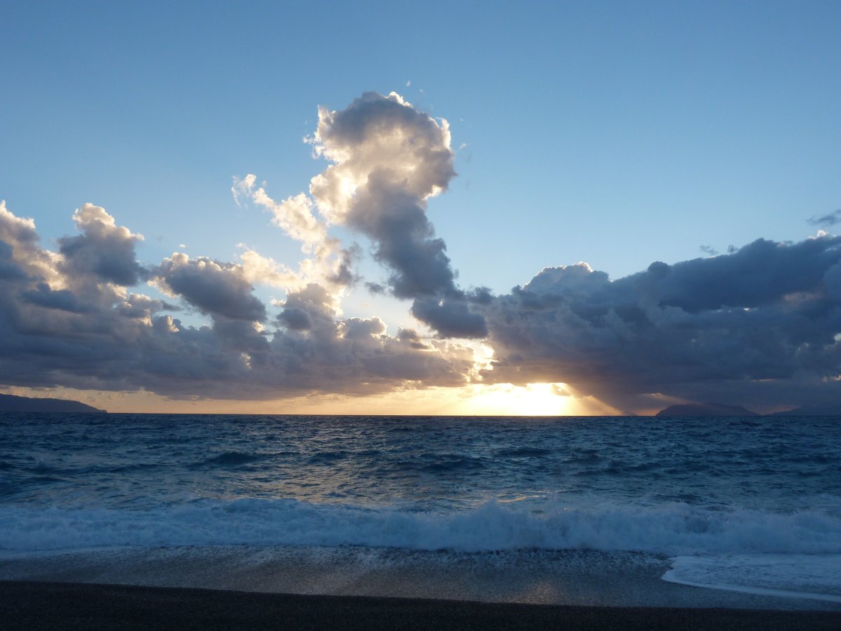 Descubrimiento de islas griegas en un barco privado