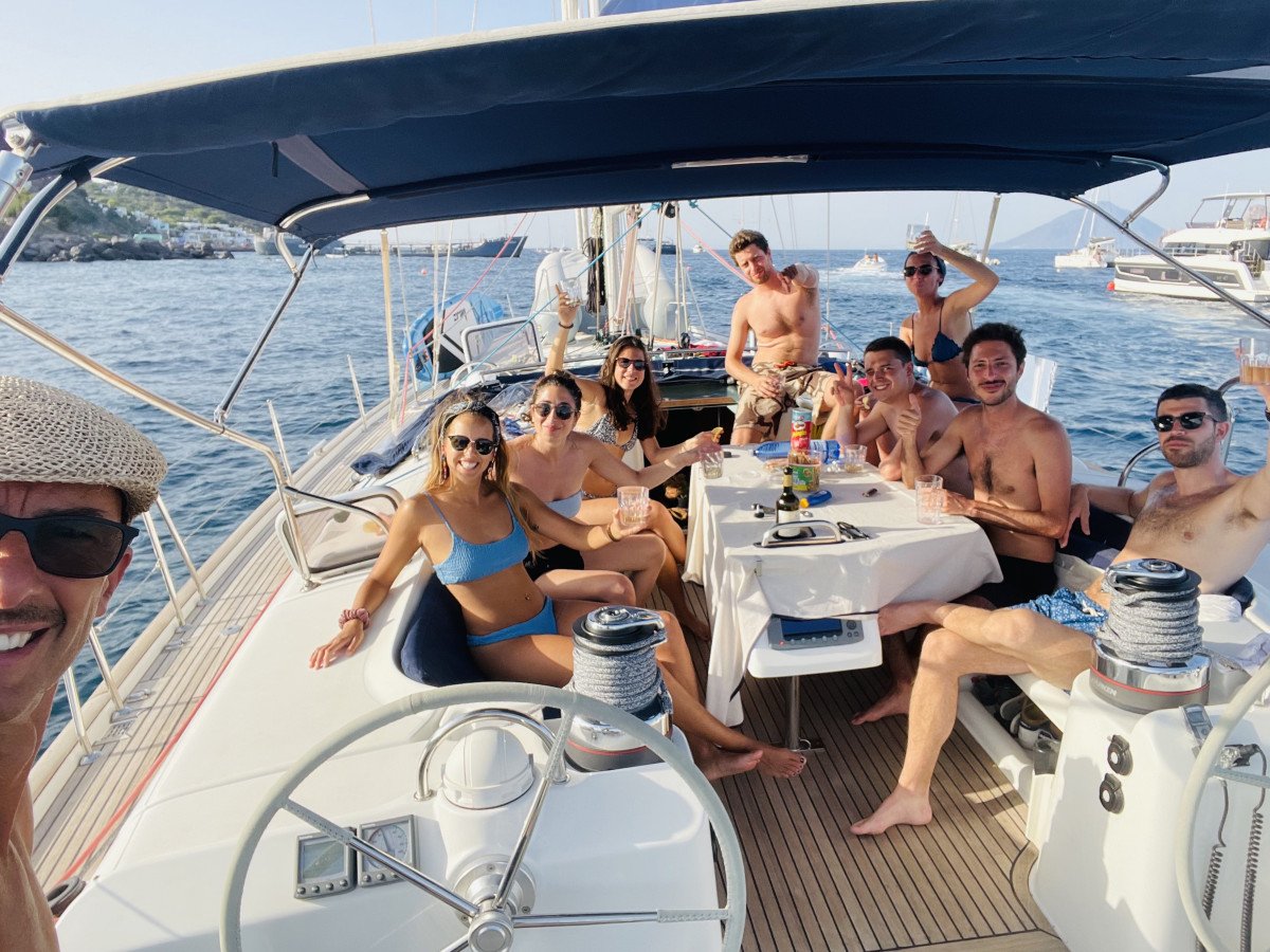 Sailing from Imperia to the French Riviera on a beautiful 16m sailboat