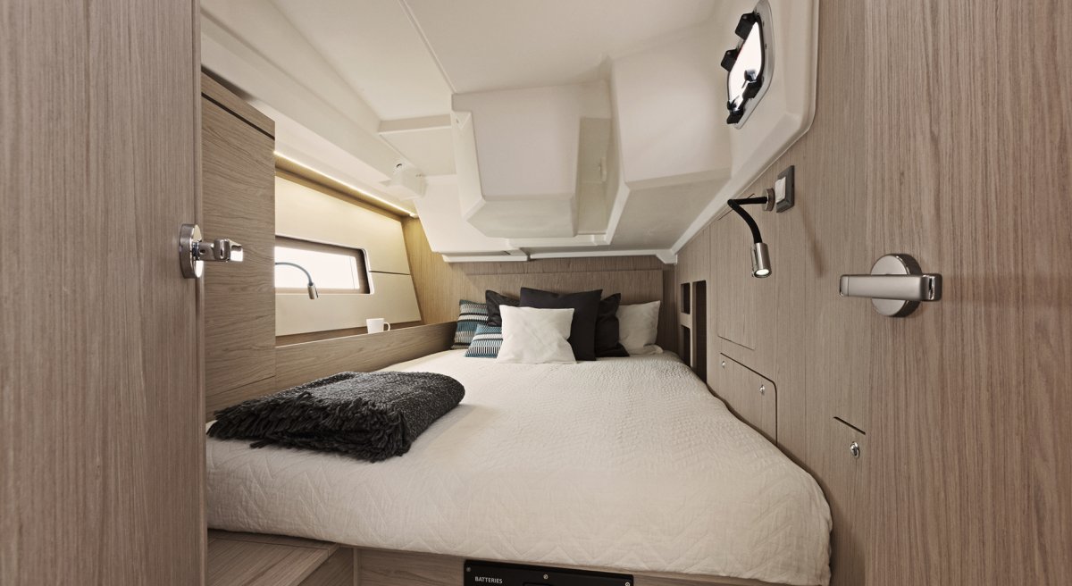 Sailboat - Bénéteau - 3 baths