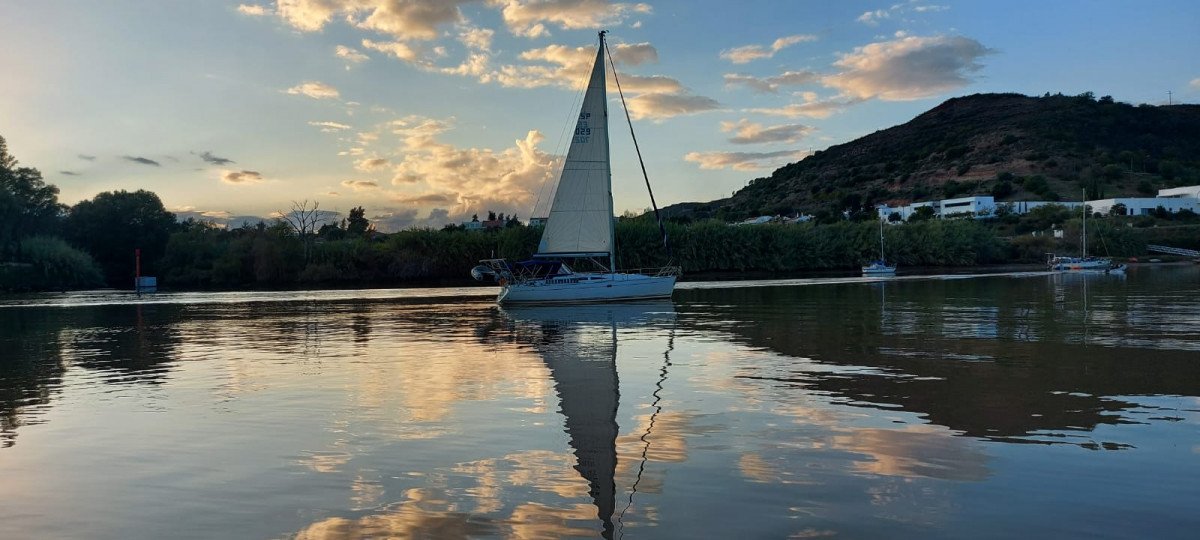 Navigando nel Mediterraneo verso Cádiz