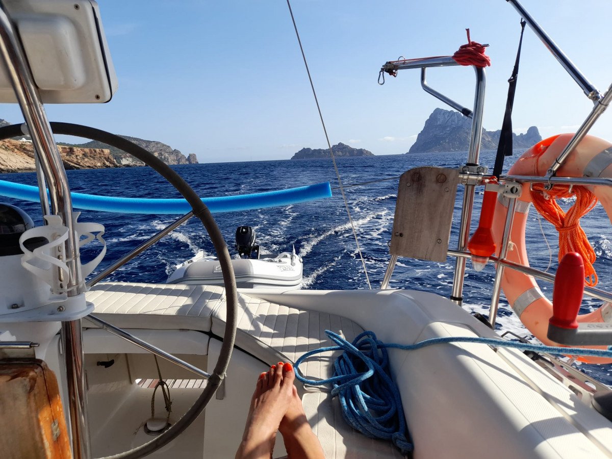 Dufour Yachts - 10.4 meters