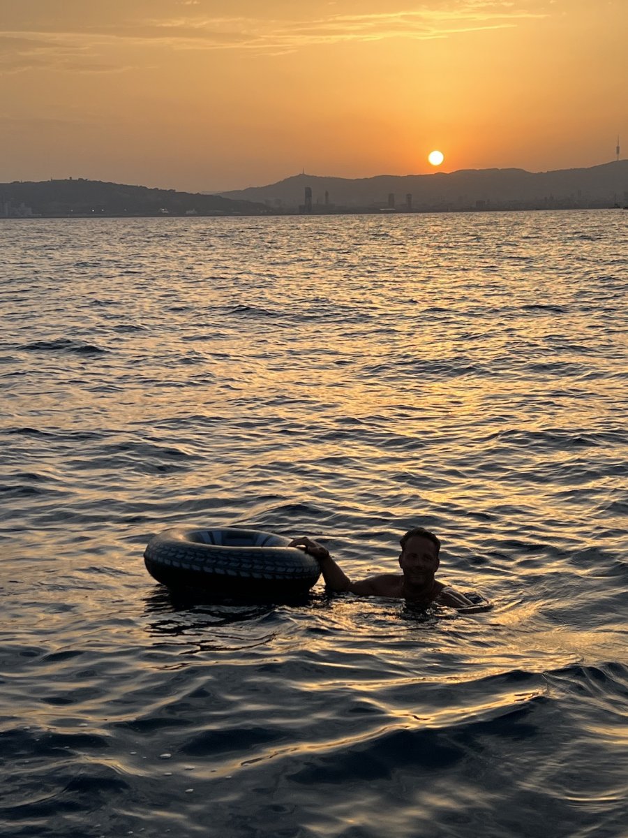 Naviga in barca a vela da Barcellona