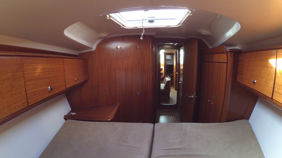 Velero - Bavaria Yachts - 8 personas