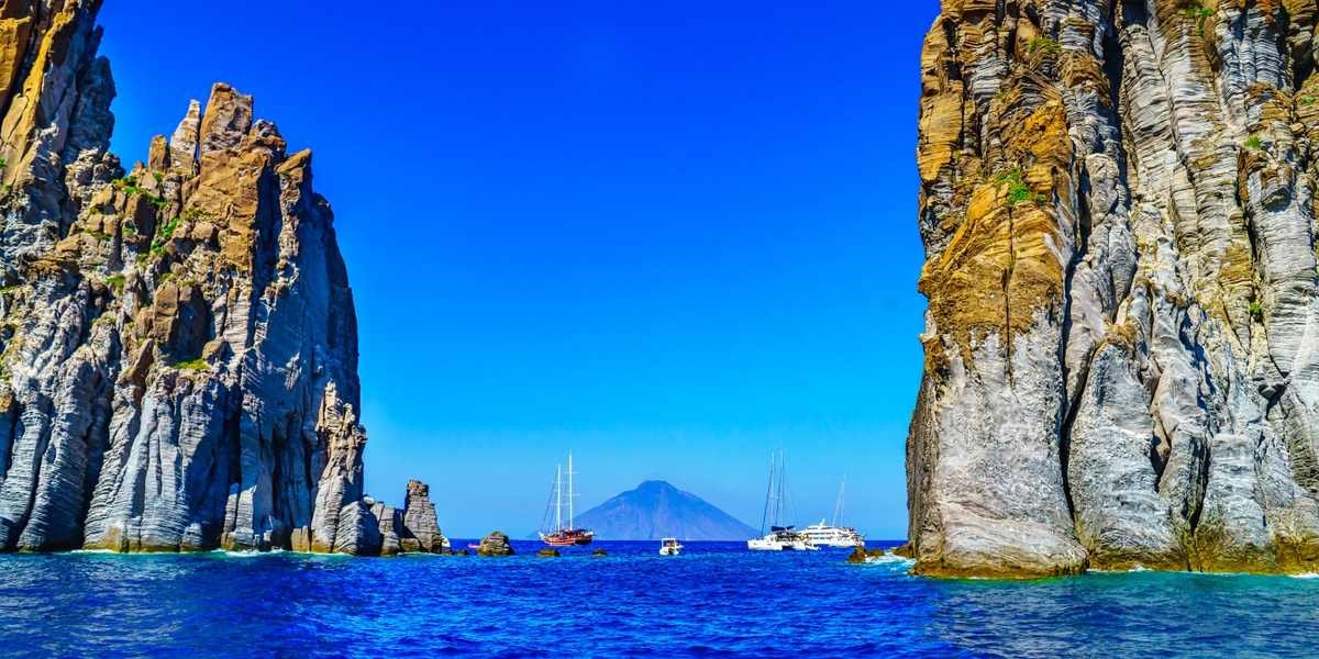Unforgettable Sailing Experience in the Aeolian Islands