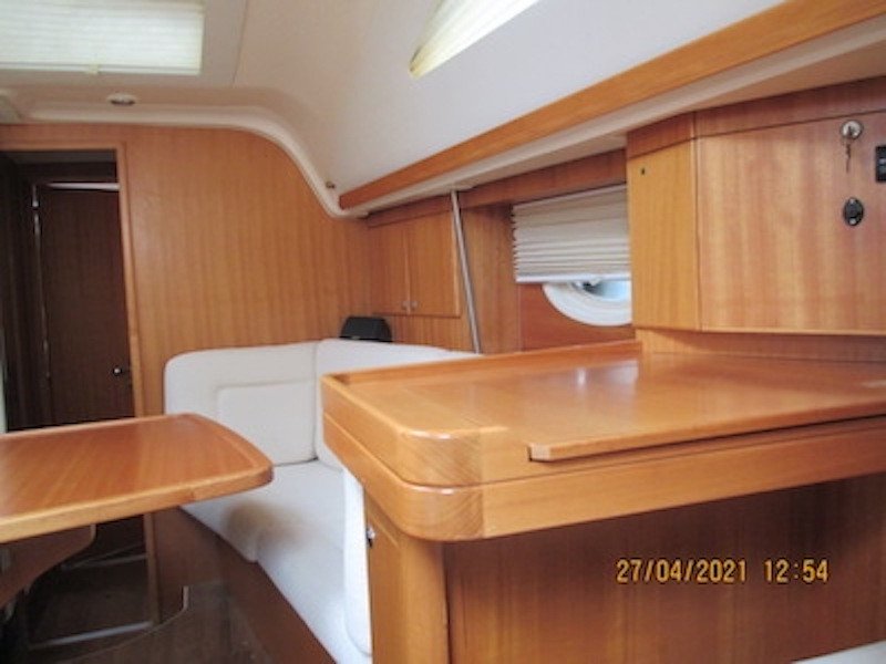 Sailboat - Elan Marine - 4 cabins