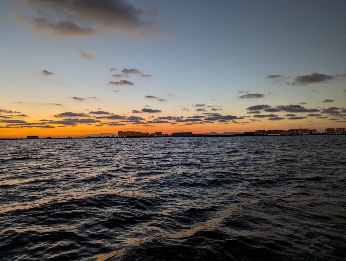 Viaje en velero desde Alicante, aventura en la Azohía