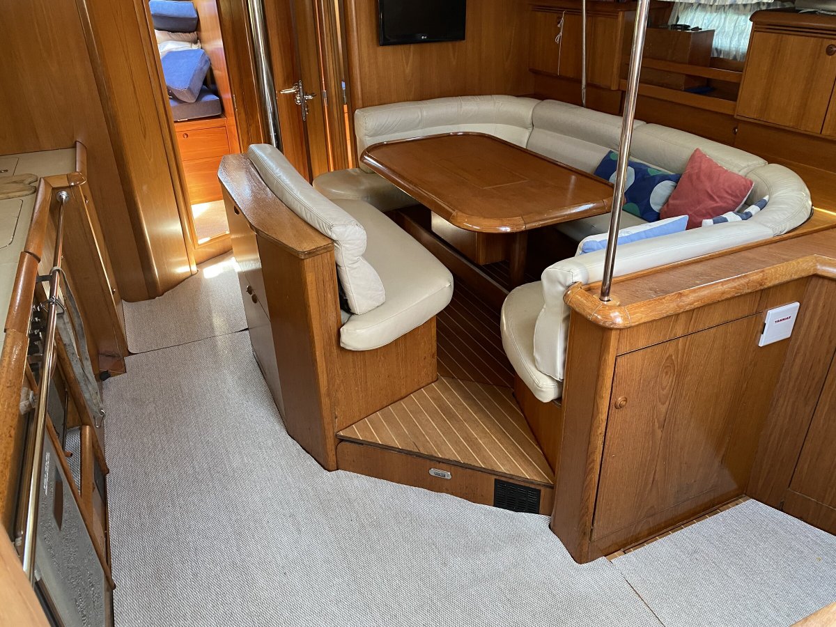 Sailboat - Jeanneau - 3 baths