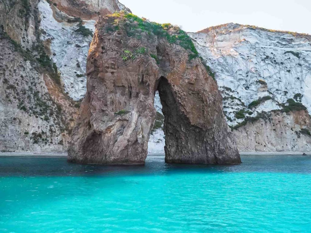 Vacanze in barca a vela lungo le isole Pontine