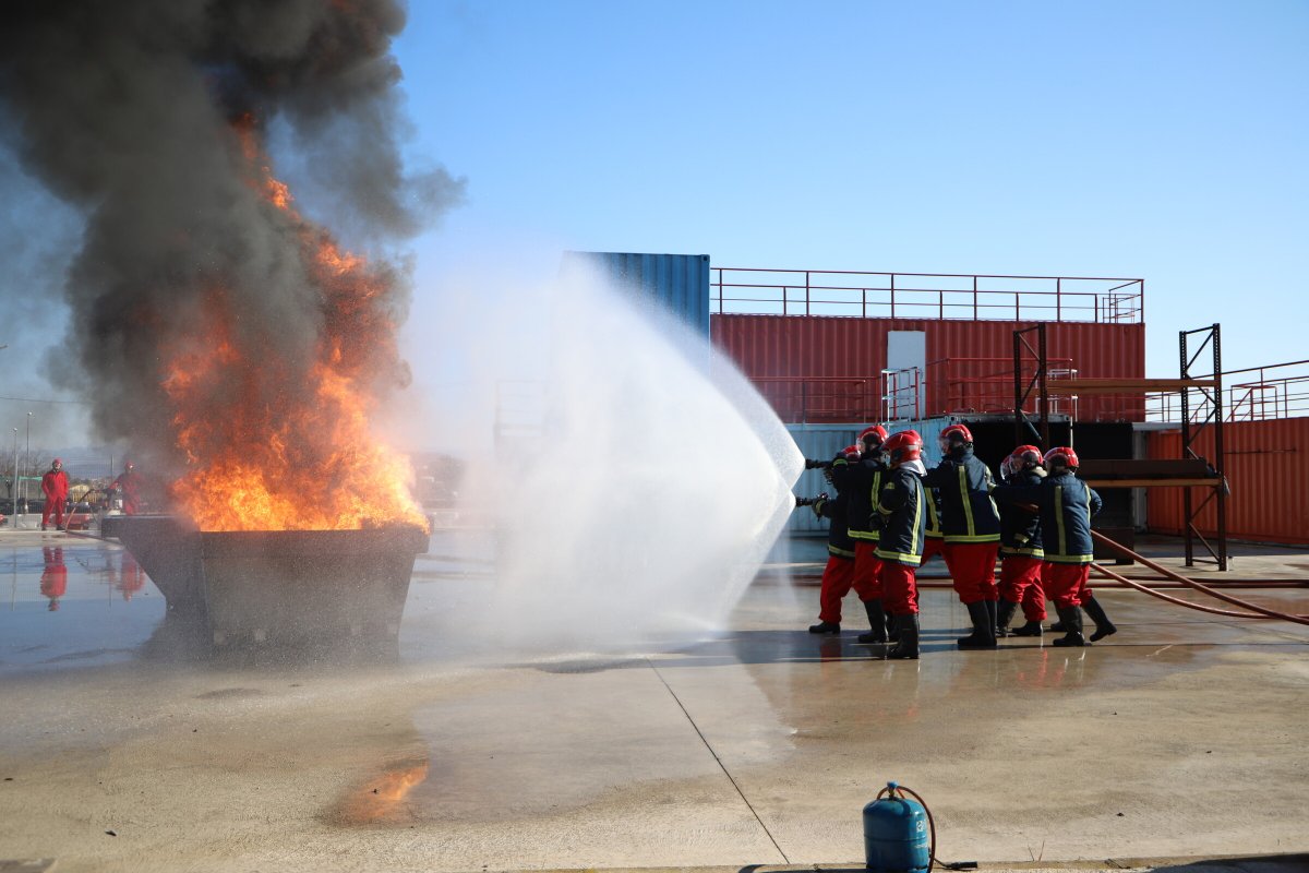 Reduced Refresher Course in Firefighting in Manresa