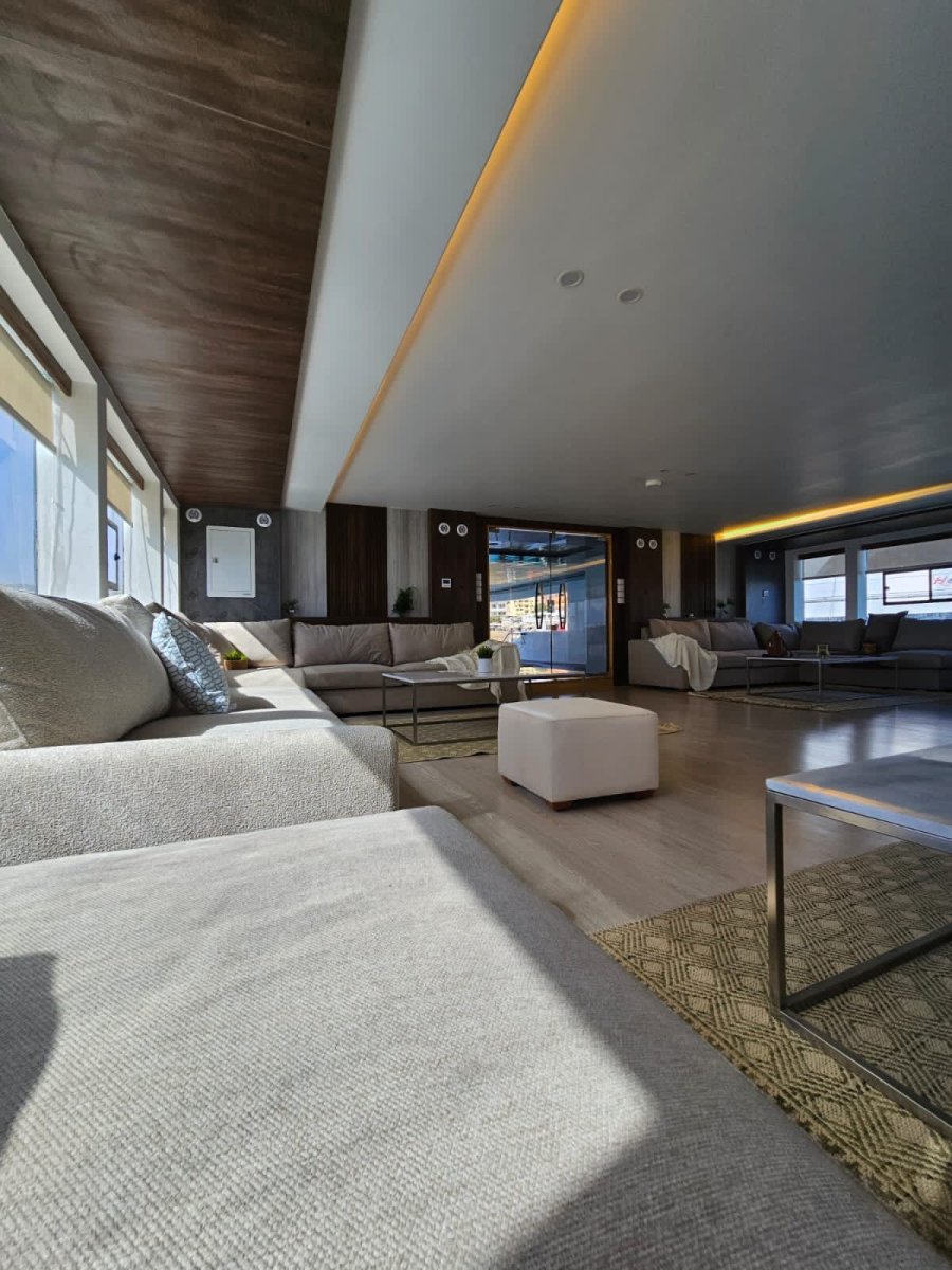 AB yachts - 14 baños