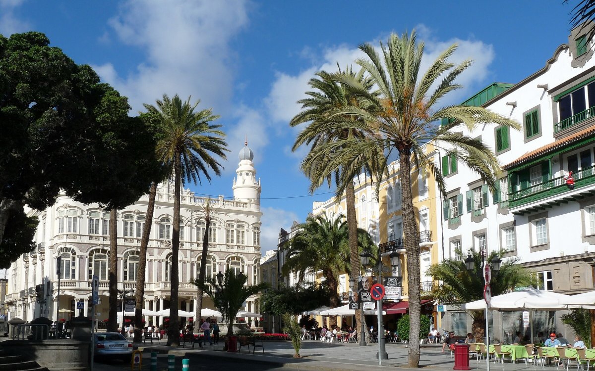 Panoramic views from the sea on the Castellón-Gibraltar-Canary Islands journey
